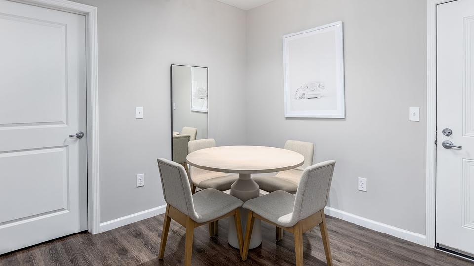 Rent Berkley House 130 in Columbus, OH Landing